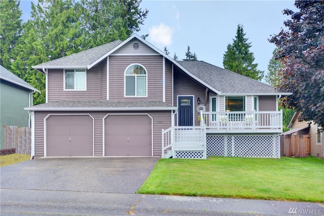Property Photo: 1723 93rd Drive SE WA 98258