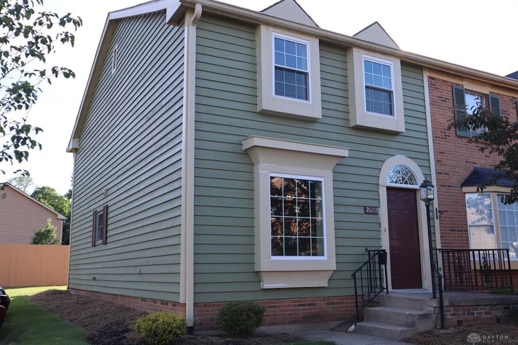 Property Photo:  2622 S Kings Arms Circle  OH 45440 