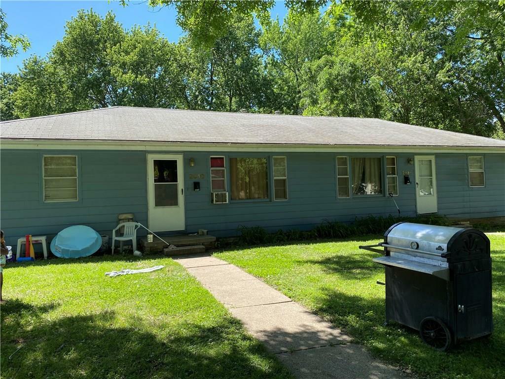 Property Photo:  2610 63rd Street  IA 50322 