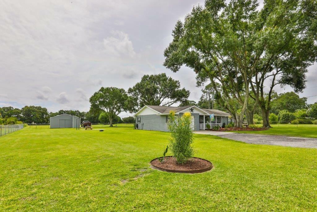 Property Photo:  2801 N Dover Road  FL 33527 