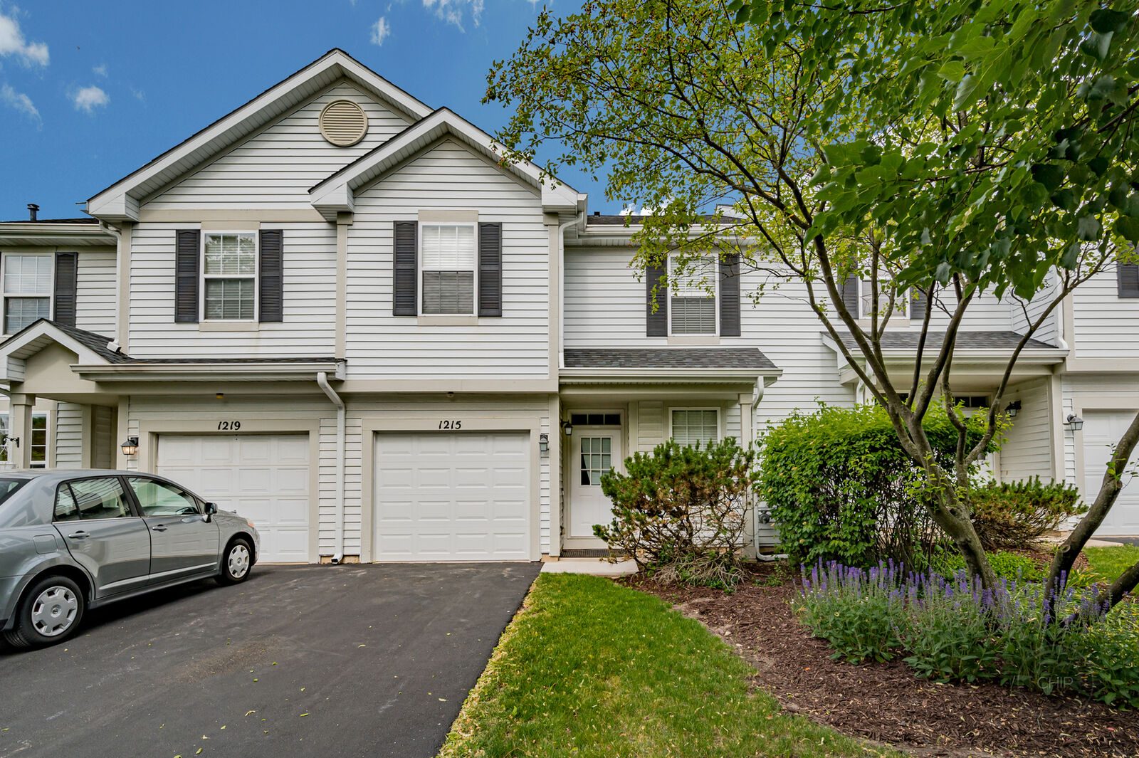 Property Photo:  1215 Denver Court 1215  IL 60540 