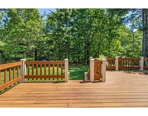 Property Photo: 7 Meadow View Lane MA 01810