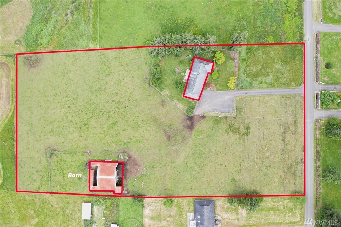 Property Photo:  38609  200th Avenue SE  WA 98092 