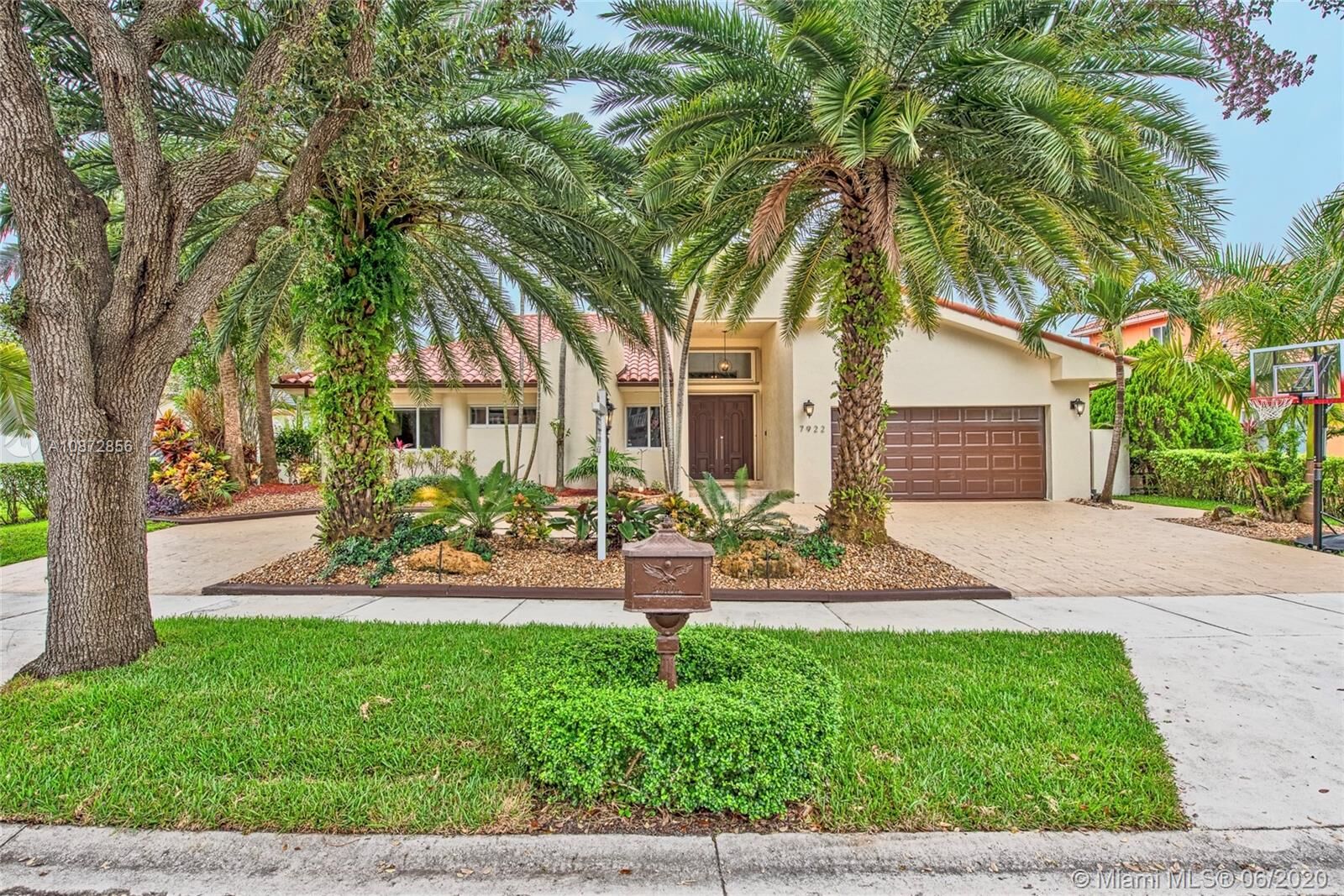 Property Photo:  7922 NW 164th Ter  FL 33016 