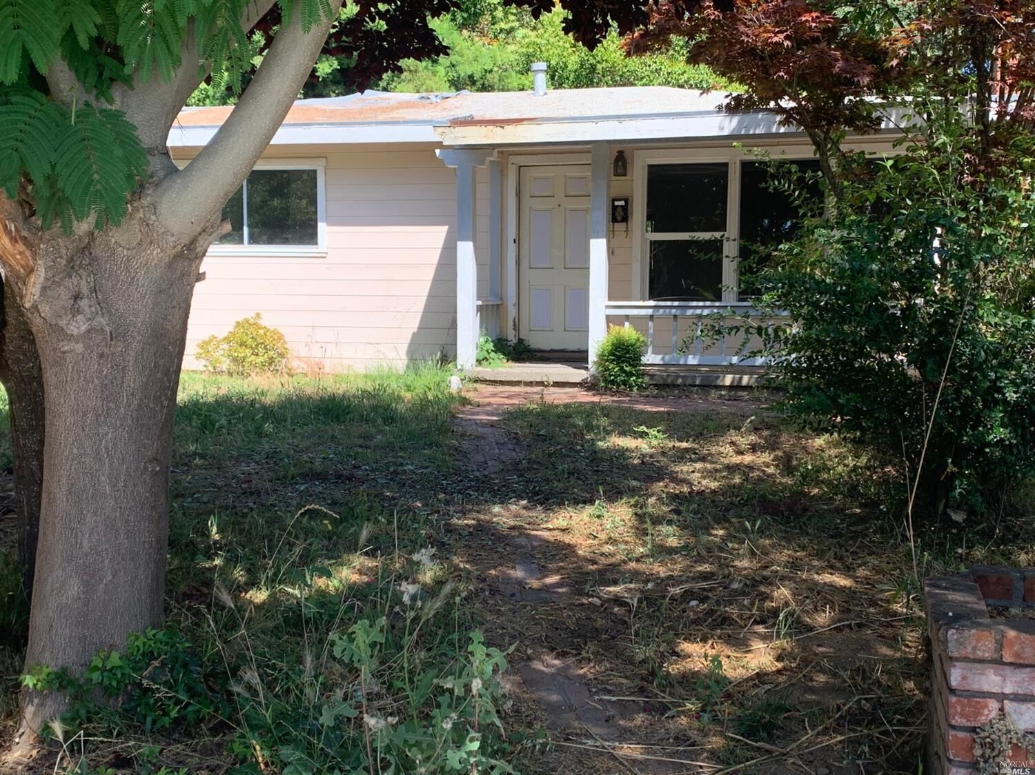 Property Photo:  4 Pastel Court  CA 94947 