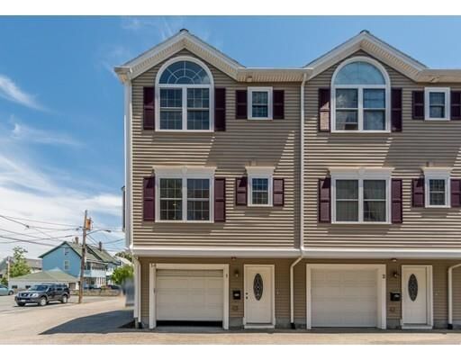 Property Photo:  14 Munroe Avenue 1  MA 02453 