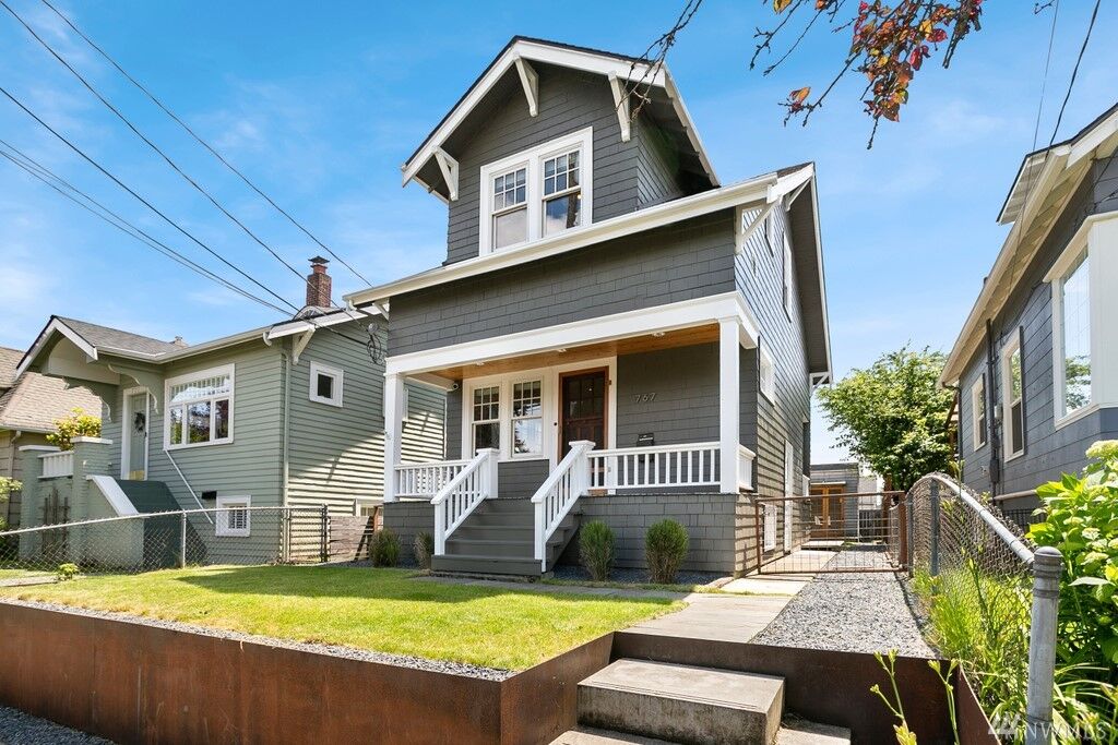 Property Photo:  767 N 75th Street  WA 98103 