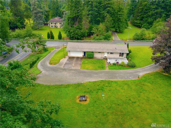 Property Photo: 495 W Badger Road WA 98264