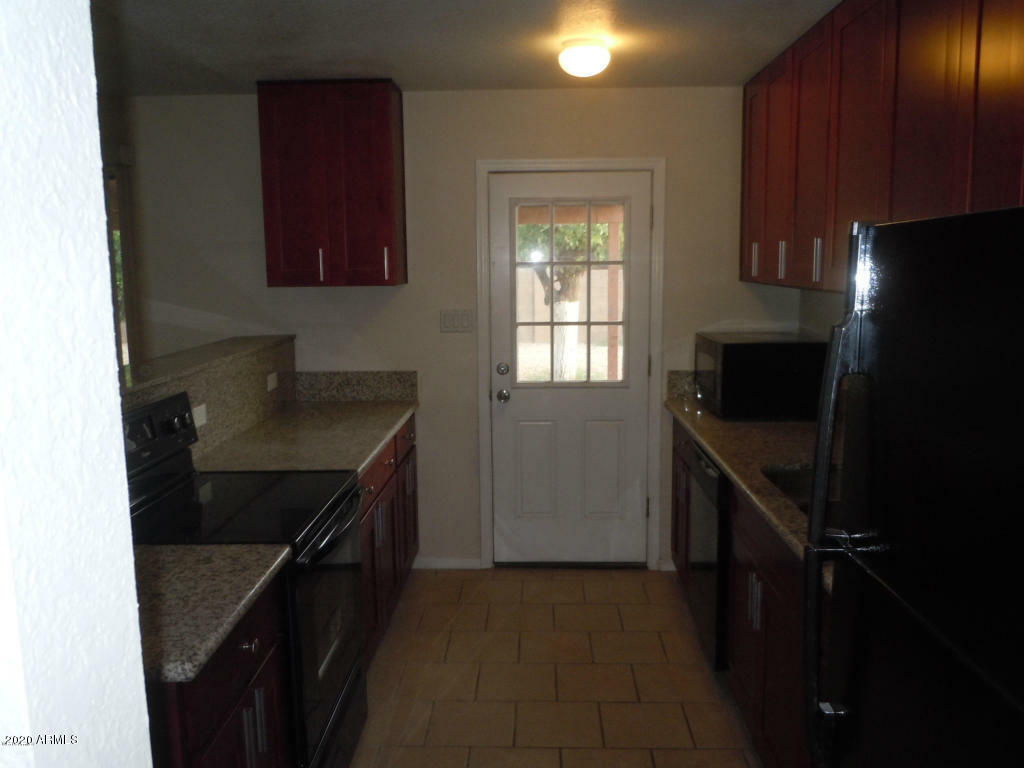 Property Photo:  35 E Fairmont Drive  AZ 85282 