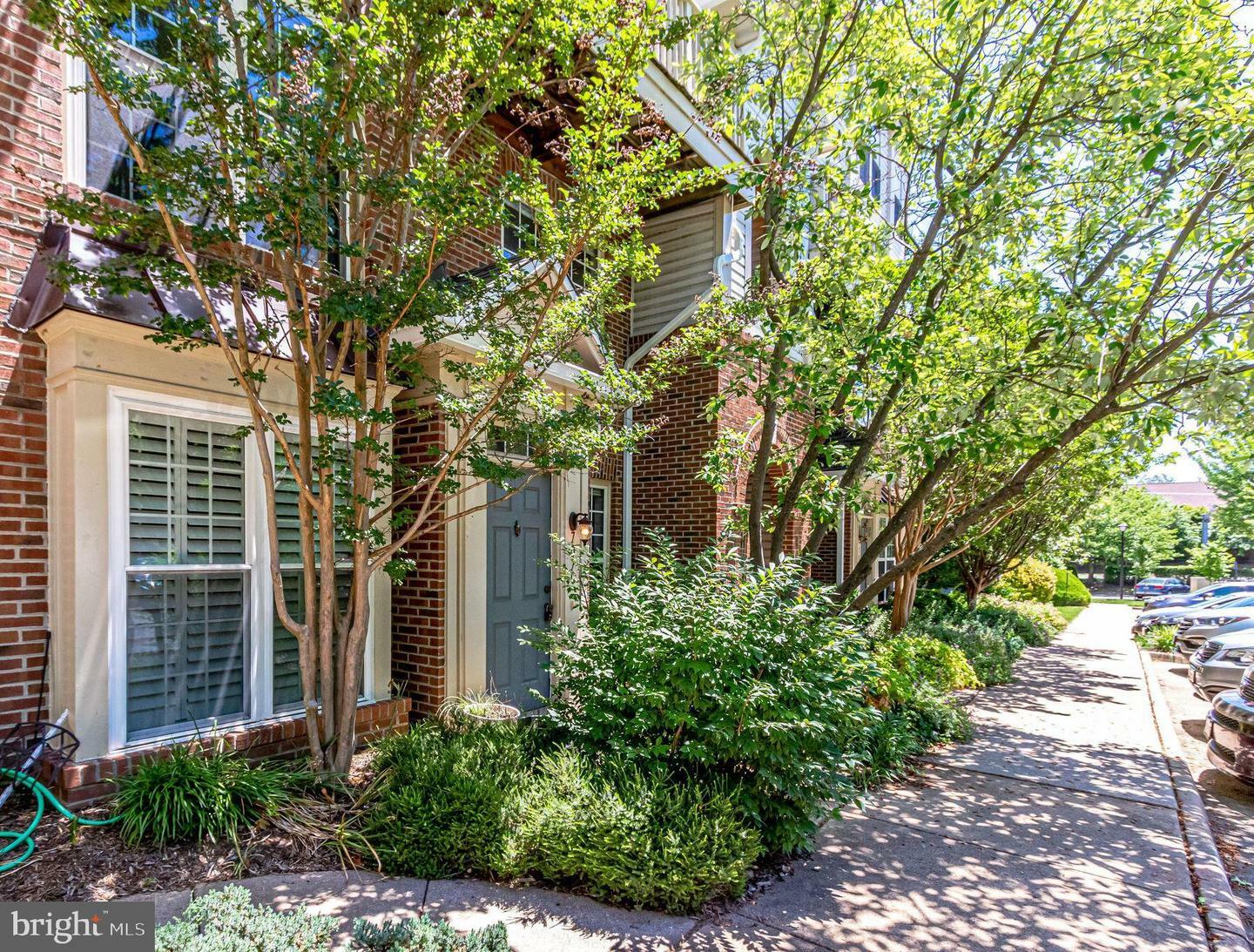 Property Photo: 7070 Falls Reach Drive VA 22043