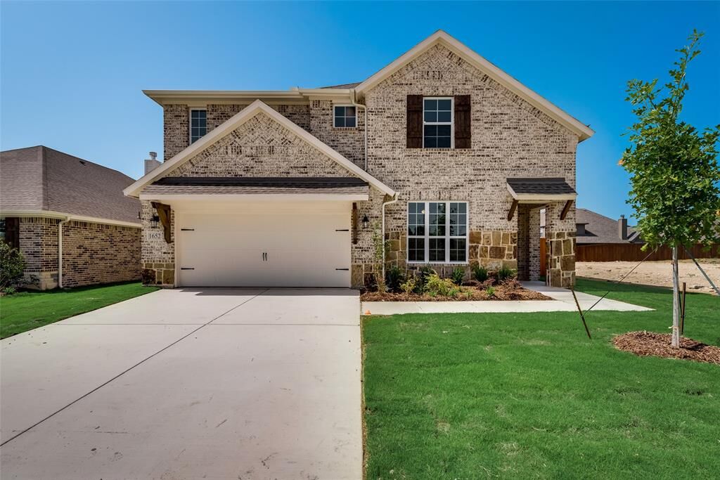 Property Photo:  1652 Stanchion Way  TX 76087 