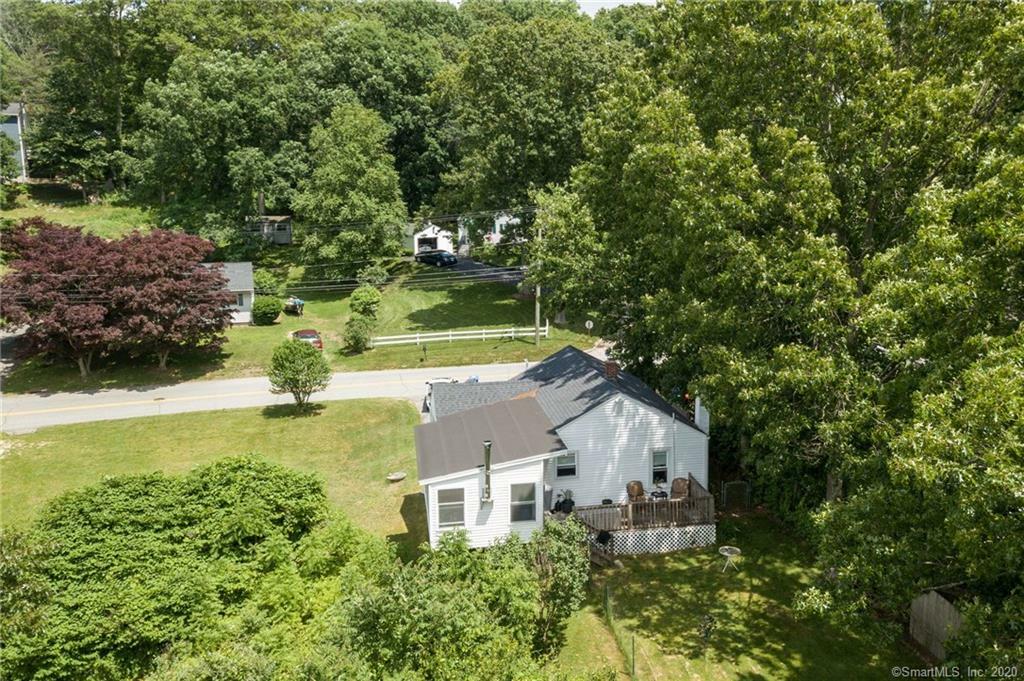 Property Photo:  95 Kitemaug Road  CT 06382 