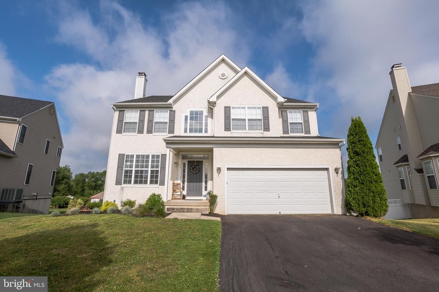 Property Photo:  39 Buckeye Road  NJ 08085 