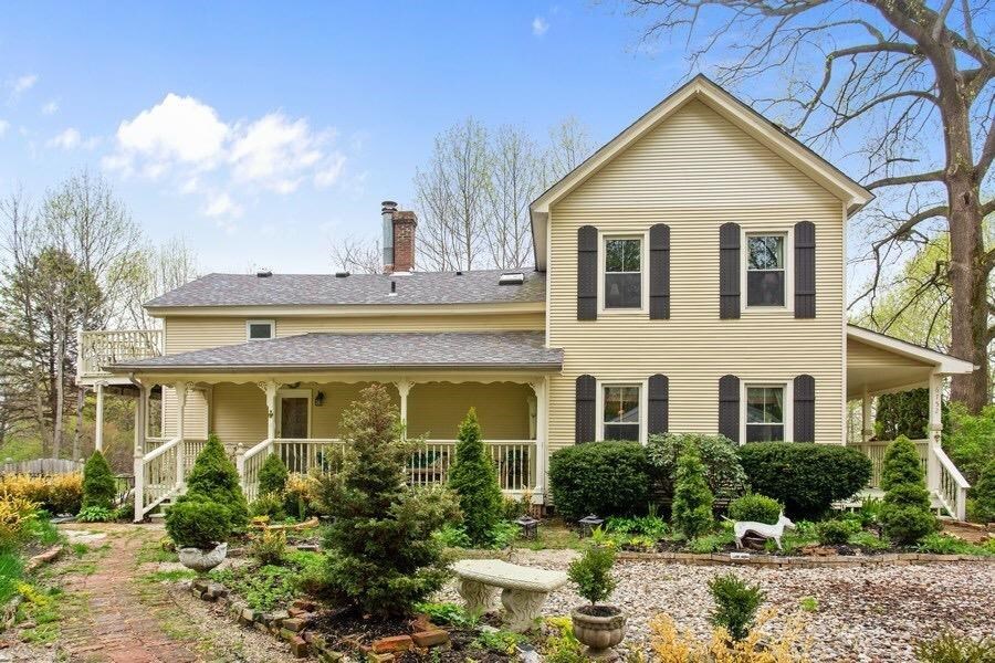 Property Photo: 6752 E 50 IN