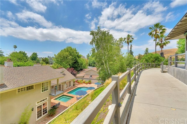 Property Photo:  20545 Dumont Street  CA 91364 