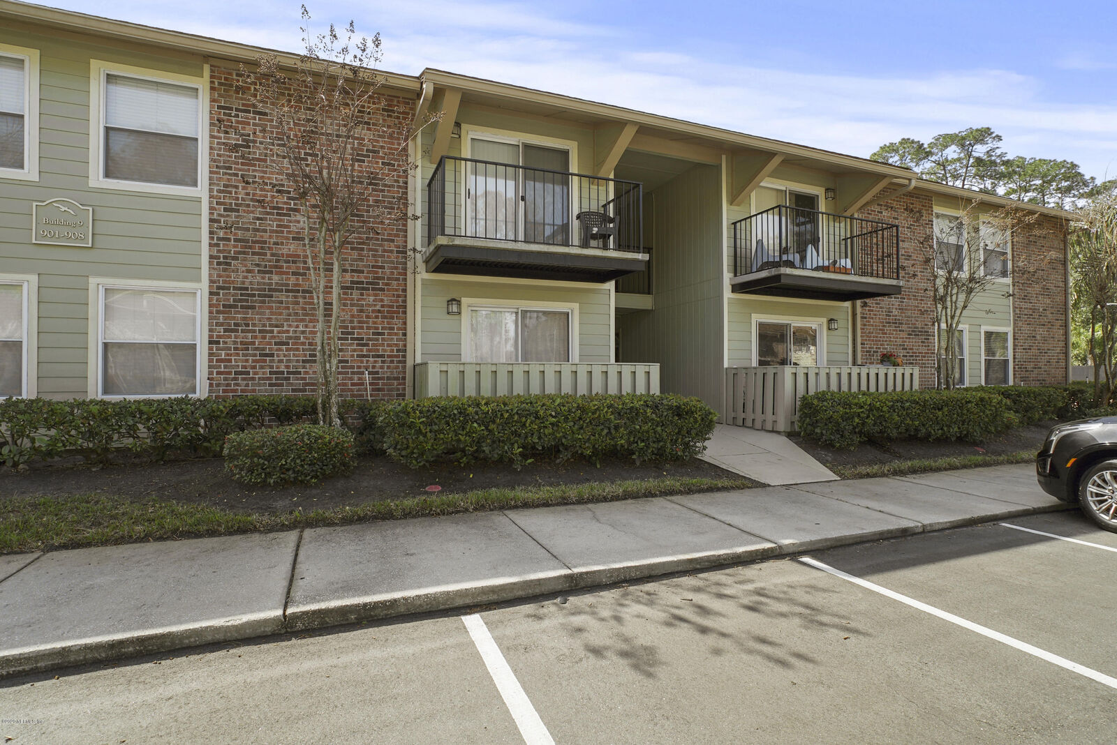 Property Photo:  3737 Loretto Road 305  FL 32223 