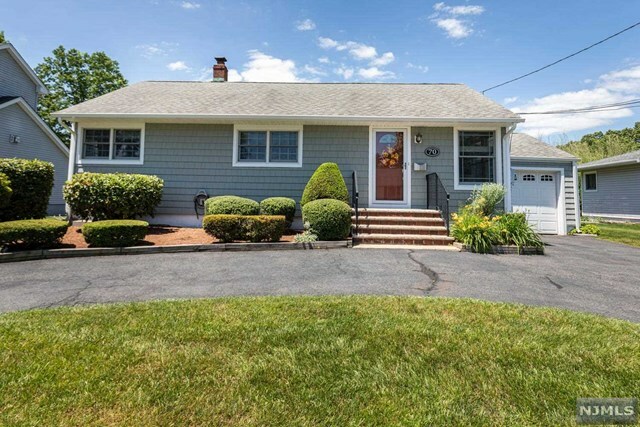 Property Photo:  70 Medford Road  NJ 07628 