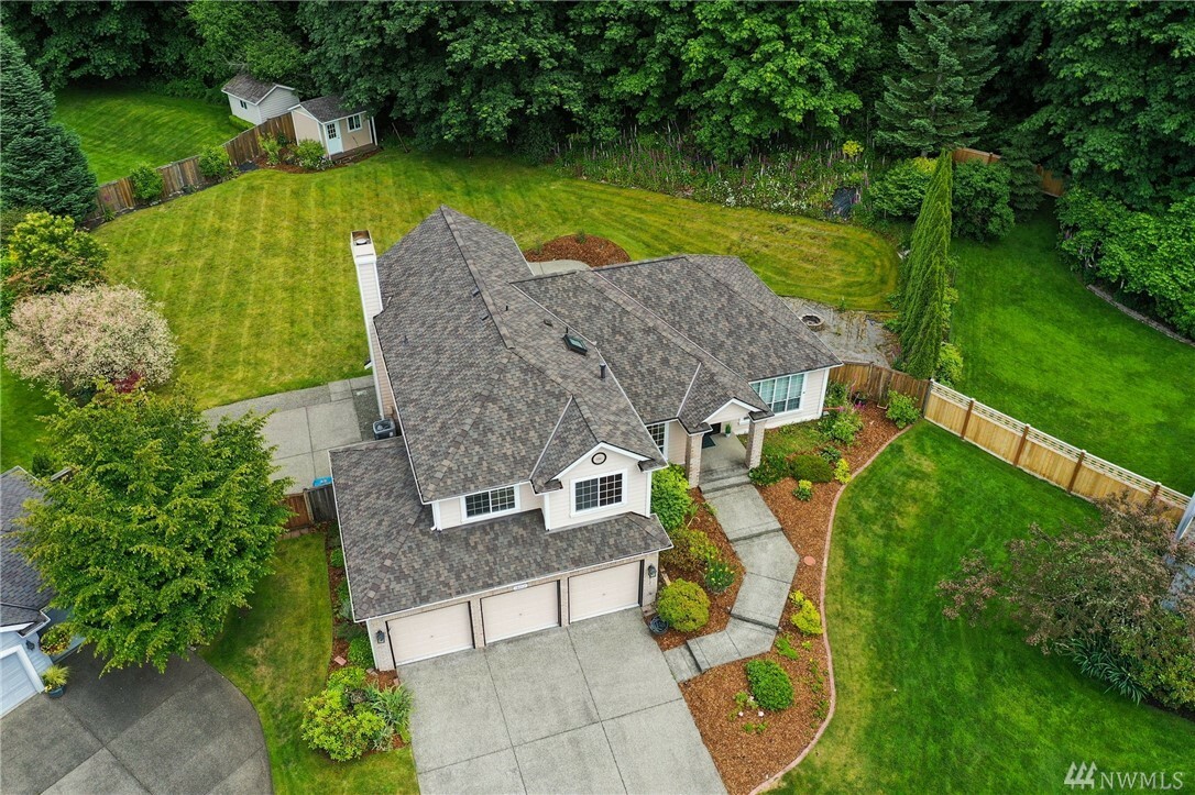 Property Photo:  18612 SE 278th Ct  WA 98042 