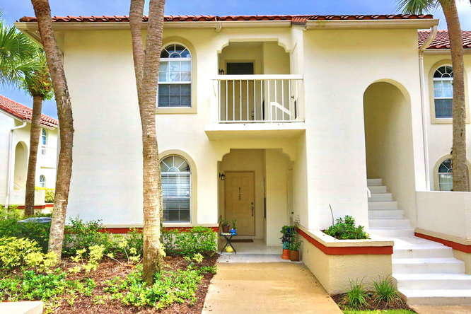 Property Photo:  125 Cypress Point Drive  FL 33418 