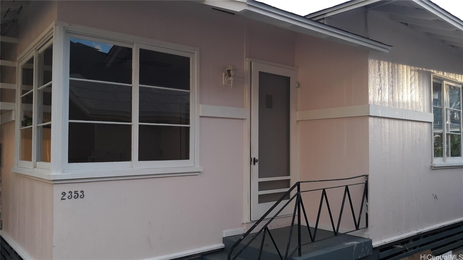 Property Photo: 2353 Booth Road HI 96813