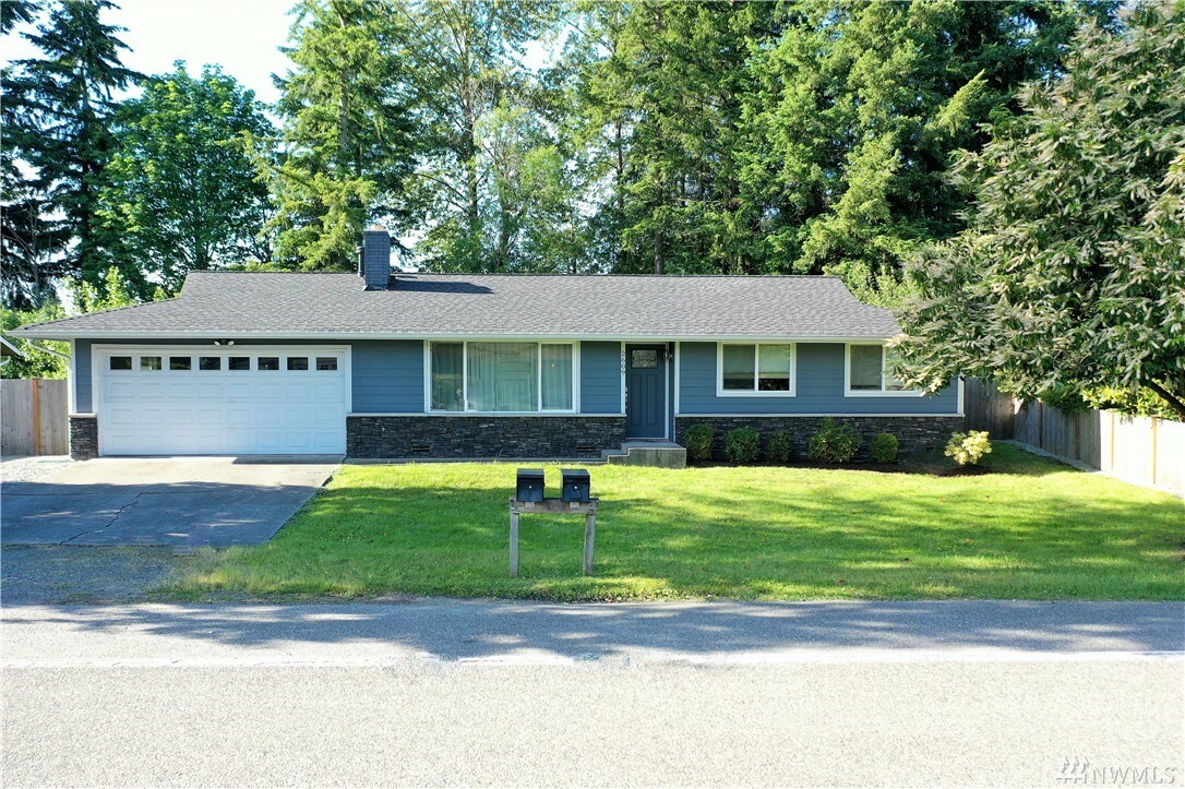 Property Photo:  2609 104th Place SE  WA 98208 