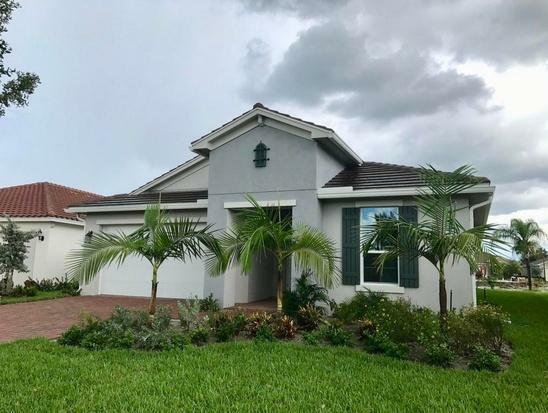 Property Photo:  10015 SW Oak Tree Circle Circle  FL 34987 