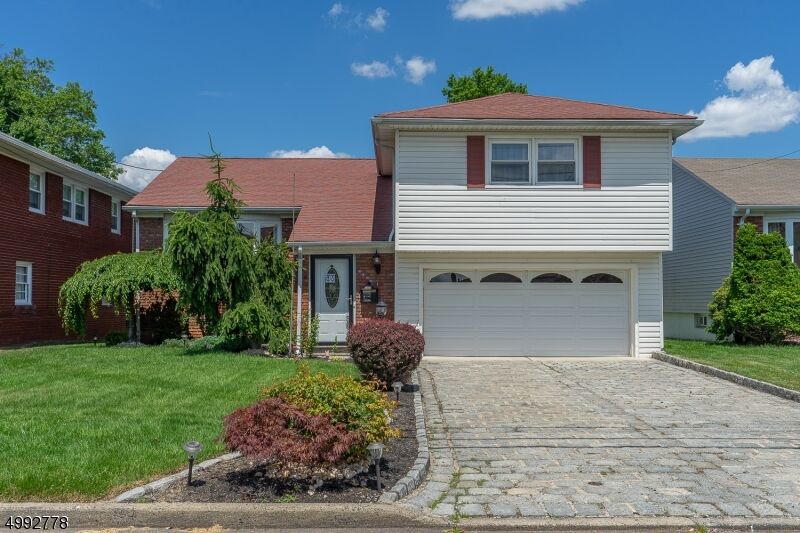 Property Photo: 1150 Debra Dr NJ 07036