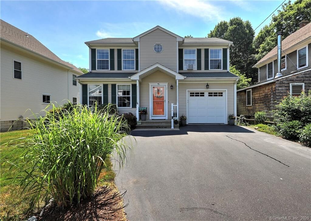 Property Photo:  46 Park Circle  CT 06460 