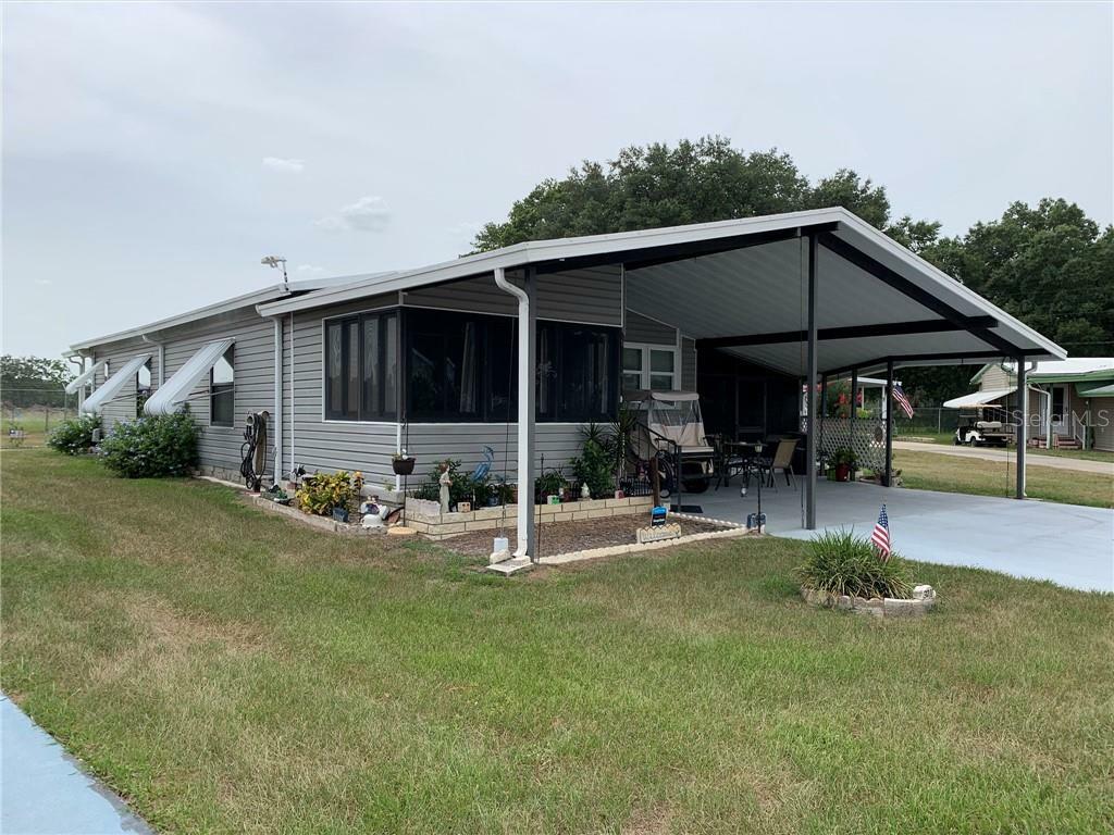 Property Photo: 3211 Hickory Drive FL 33543
