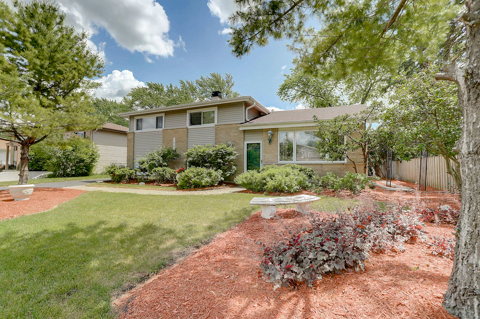 Property Photo: 1903 East Camp McDonald Road IL 60056