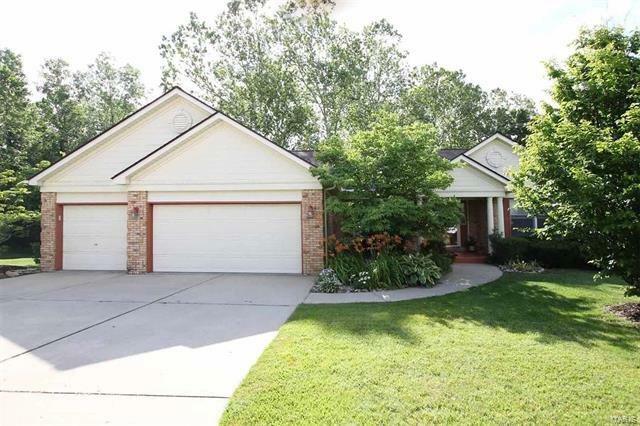 Property Photo: 16 Cherry Hills Drive 62234