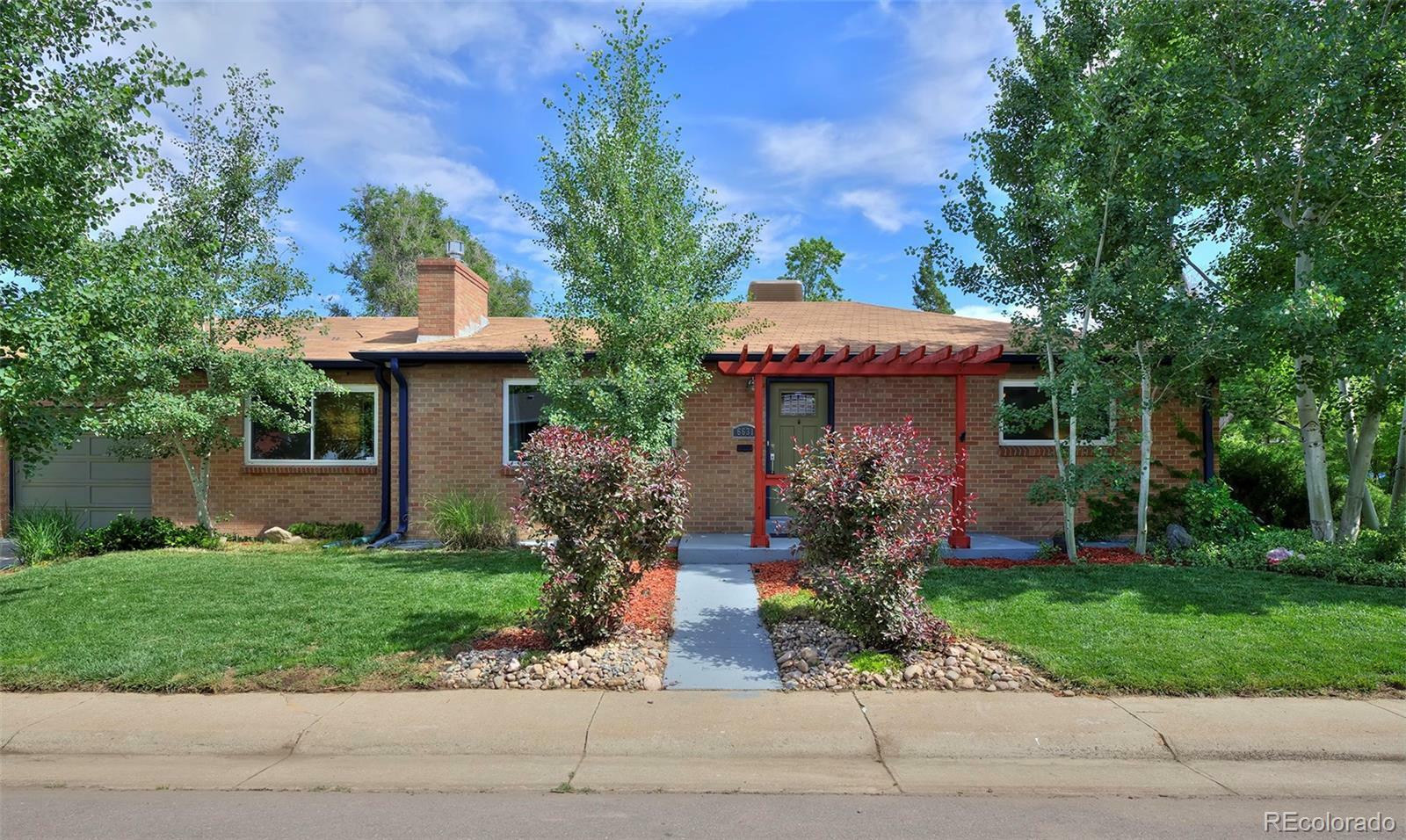 Property Photo:  6631 E 24th Avenue  CO 80207 