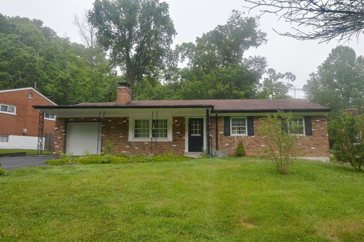 Property Photo:  1875 Berkshire Rd  OH 45230 