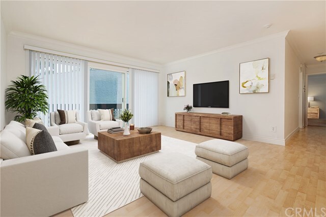 Property Photo: 605 S Prospect Avenue 201 CA 90277