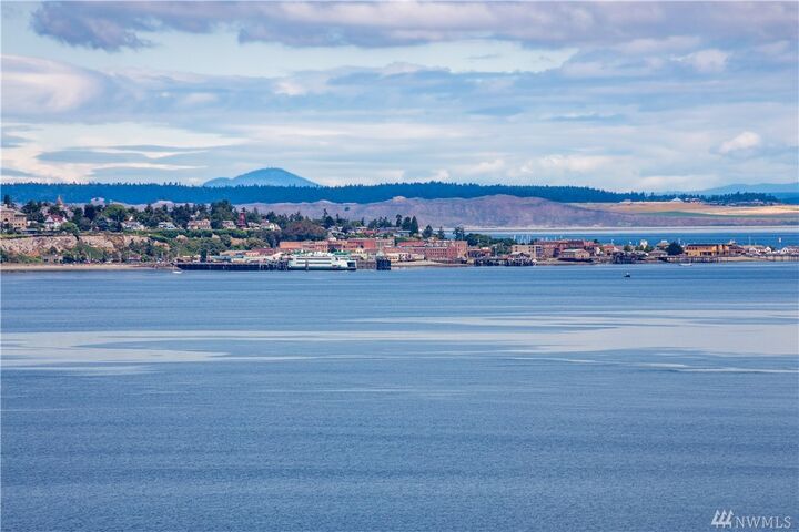 Property Photo:  231  Windship  WA 98368 