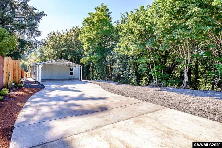 3940  Osage St  Sweet Home OR 97386 photo