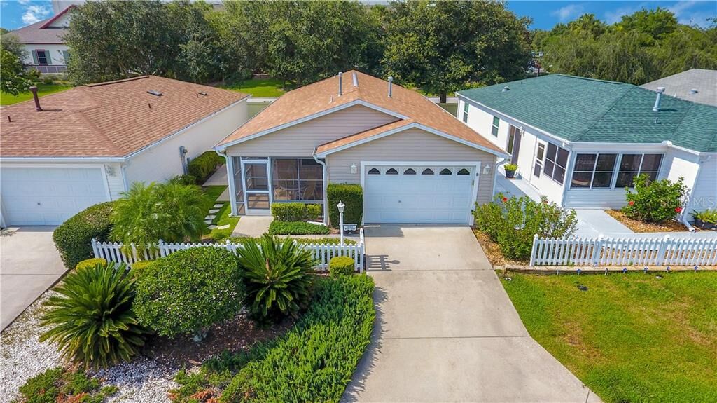 Property Photo:  3663 Cambria Circle  FL 32162 
