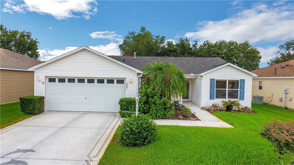 Property Photo: 3534 Auburndale Avenue FL 32162