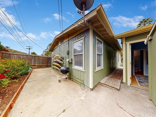 Property Photo:  2845 Orville Avenue  CA 93430 