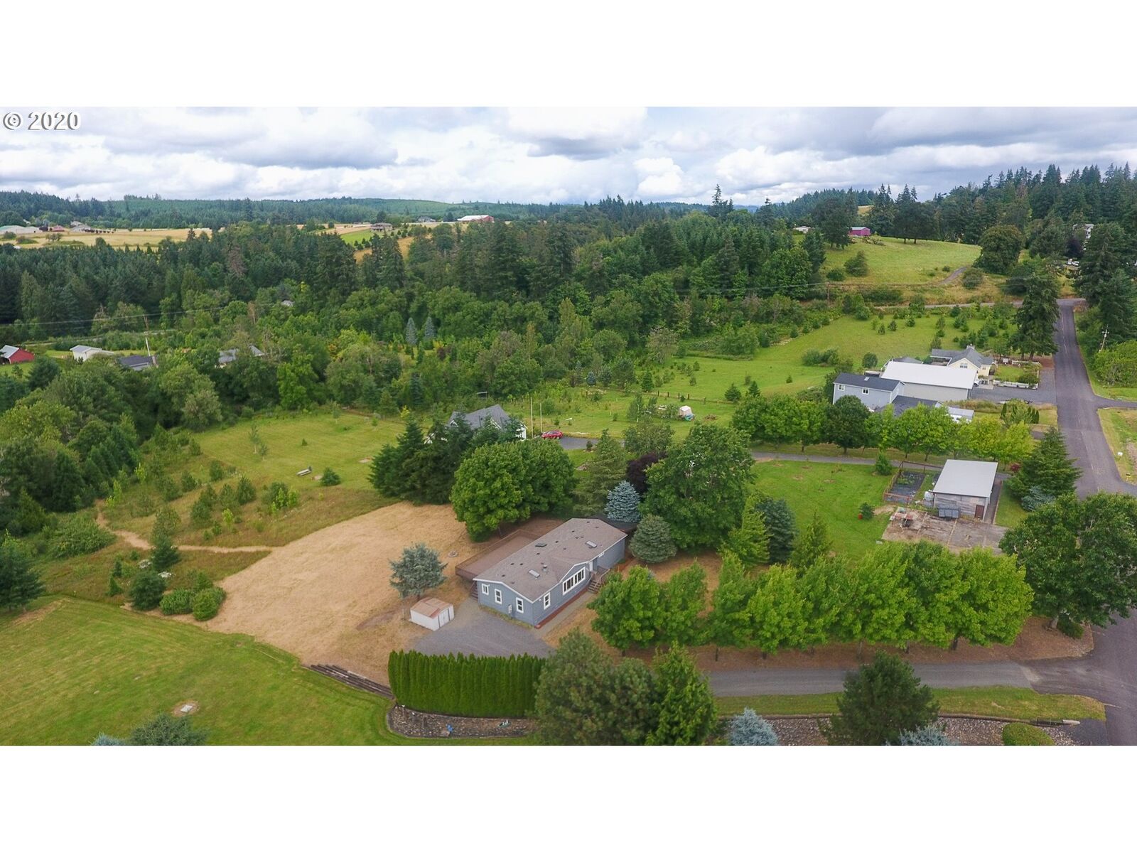 Property Photo: 33985 Young Rd OR 97051