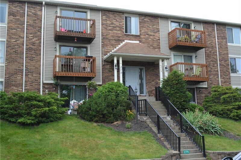 Property Photo: 27909 Evergreen Run PA 15126