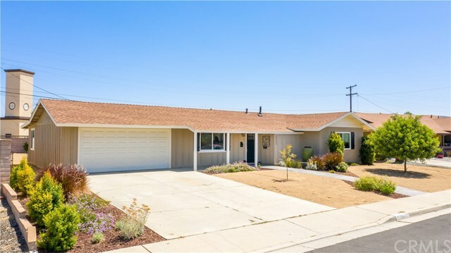 Property Photo:  29060 Prestwick Road  CA 92586 