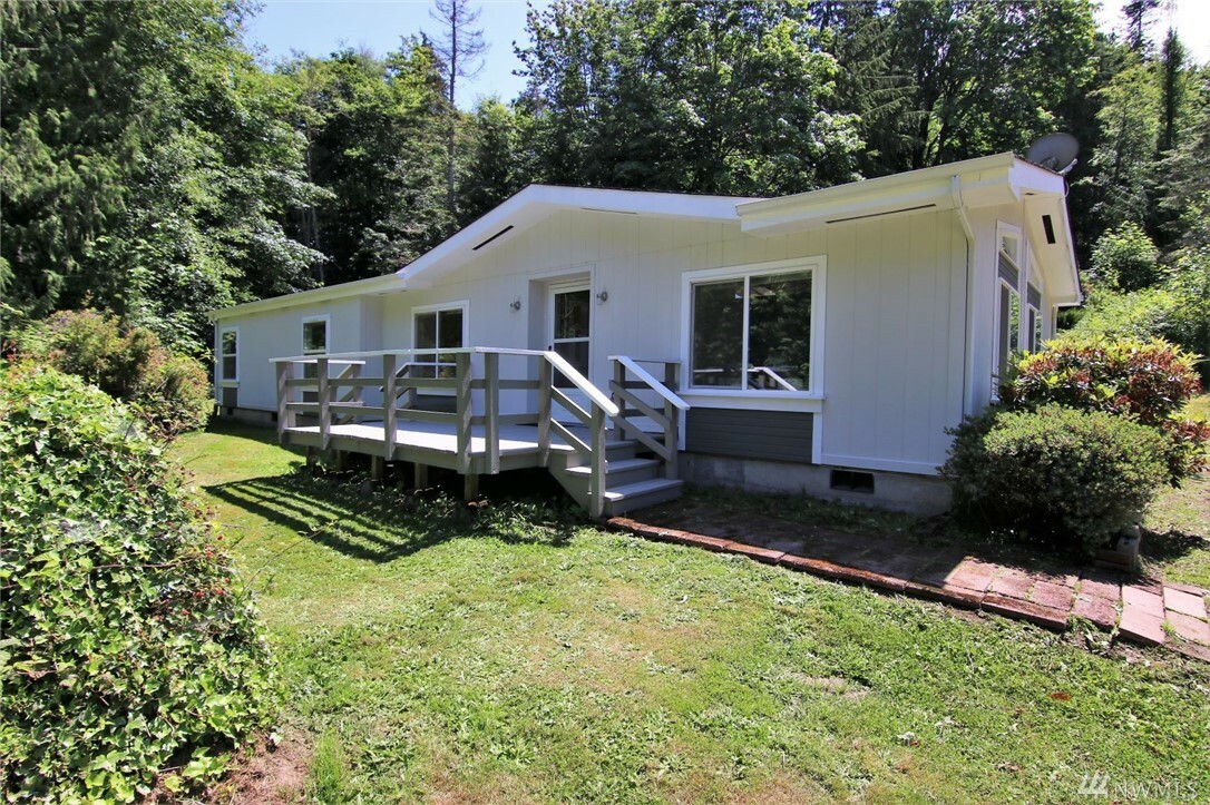 Property Photo:  165 Wildcat Rd  WA 98363 