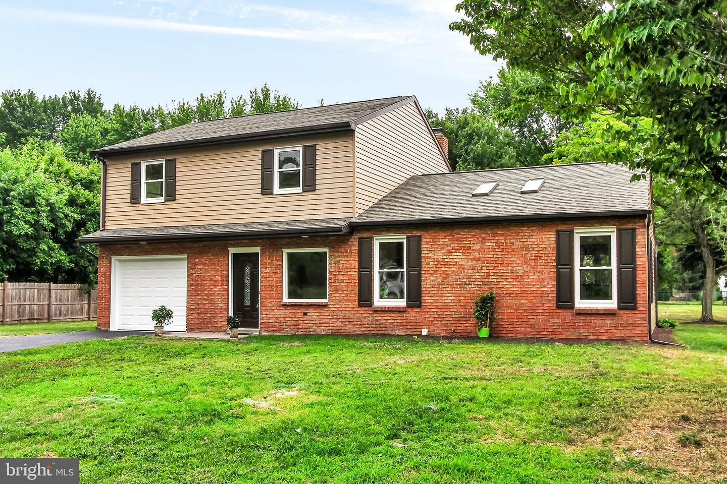 Property Photo: 1307 Fenwick PA 17110