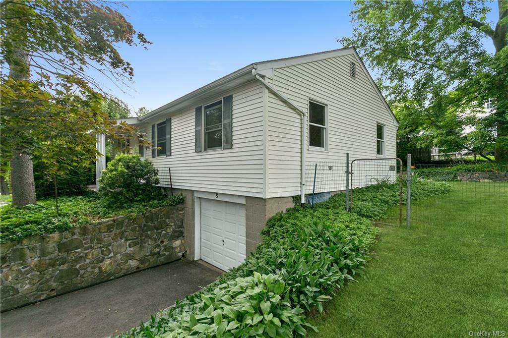 Property Photo: 8 Lakeside Lane NY 10598