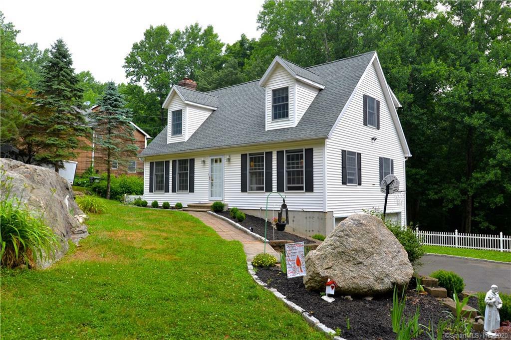 Property Photo: 8 Great Quarter Road CT 06482