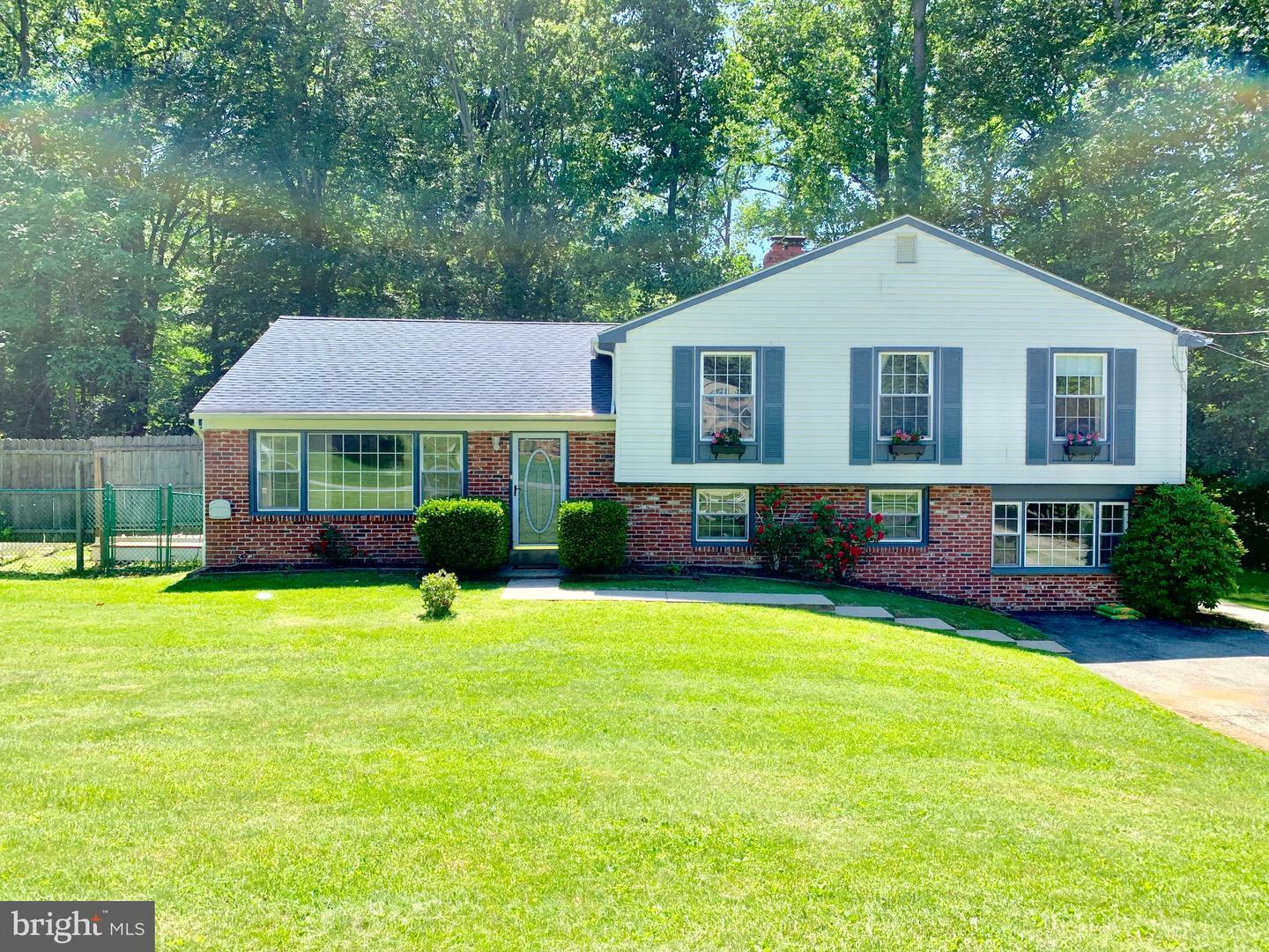 Property Photo: 300 Diane Drive PA 19382