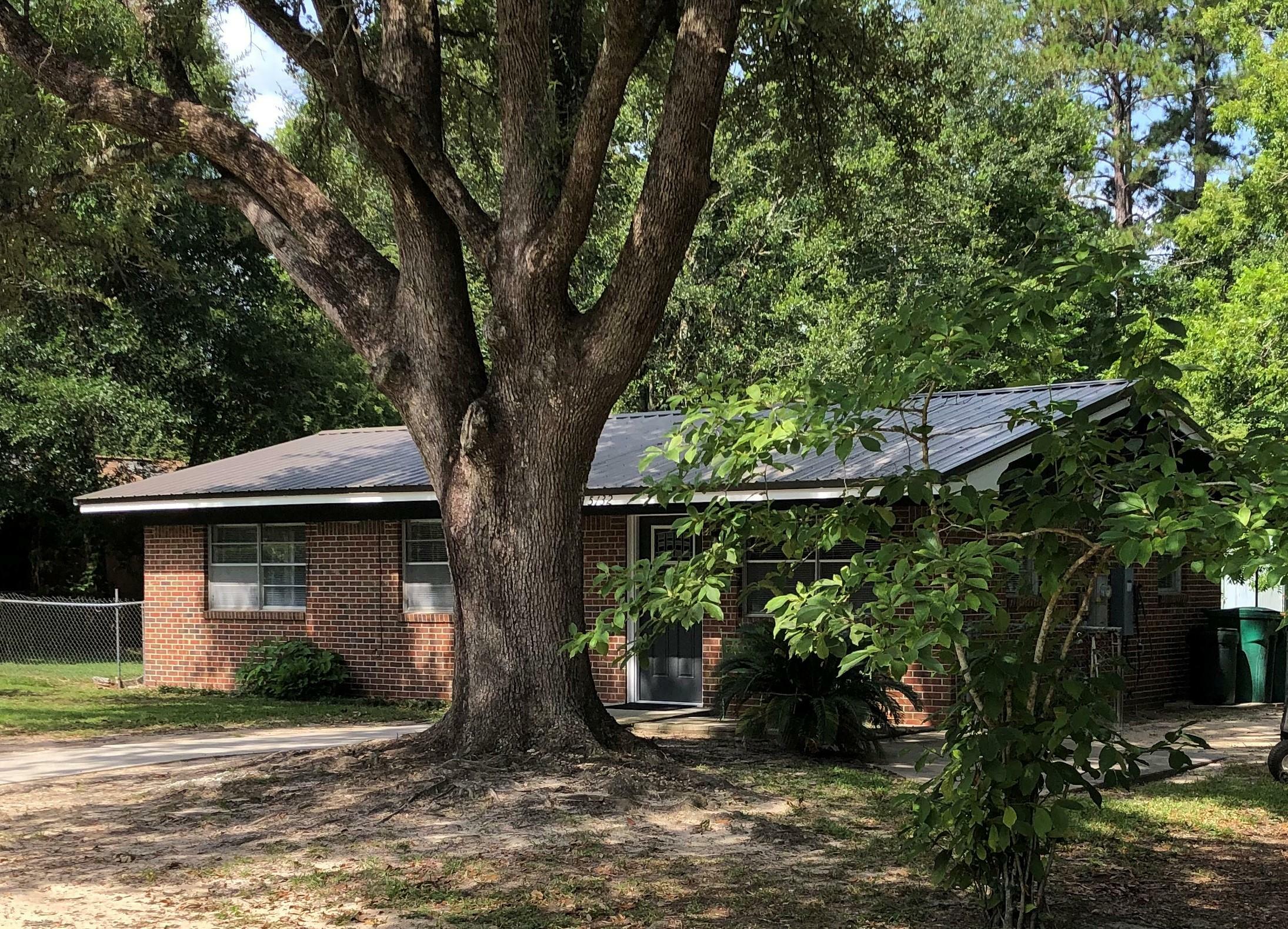 Property Photo:  5132 Muldoon Street  FL 32539 