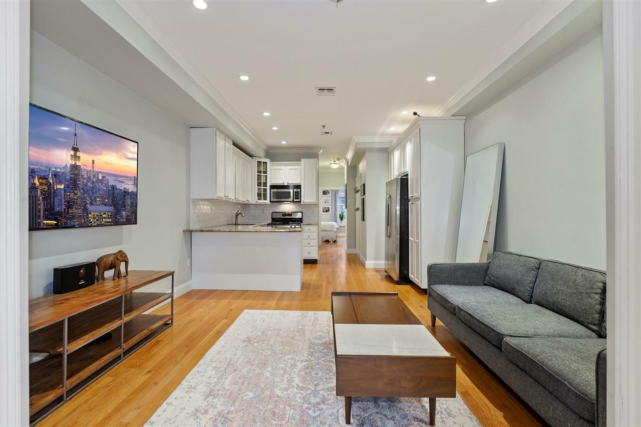Property Photo: 805 Willow Ave 4R NJ 07030