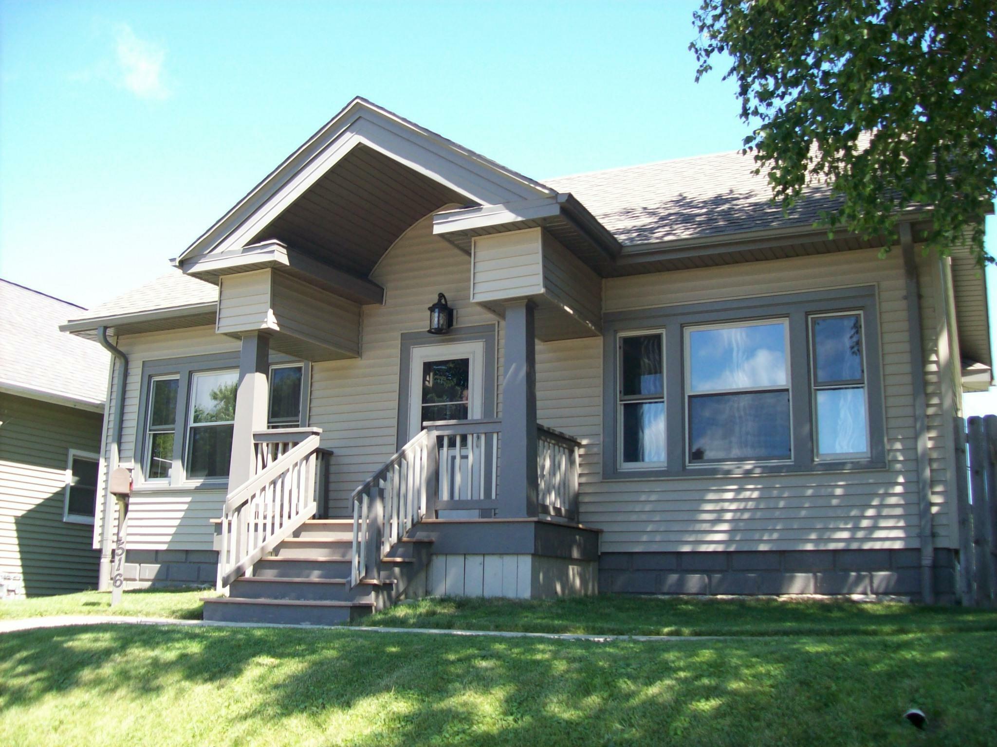 Property Photo:  516 Marquette Ave  WI 53172 